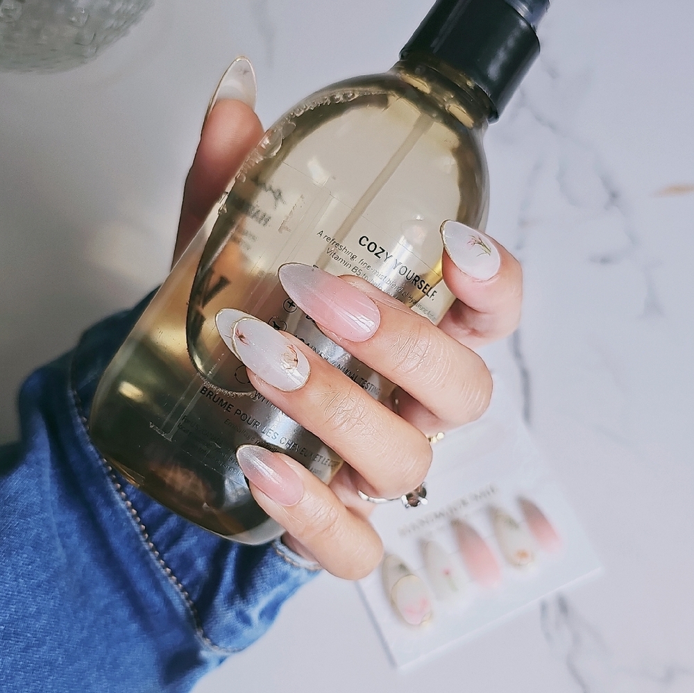 Elegant White Floral Press on Nail- Handmade Gift